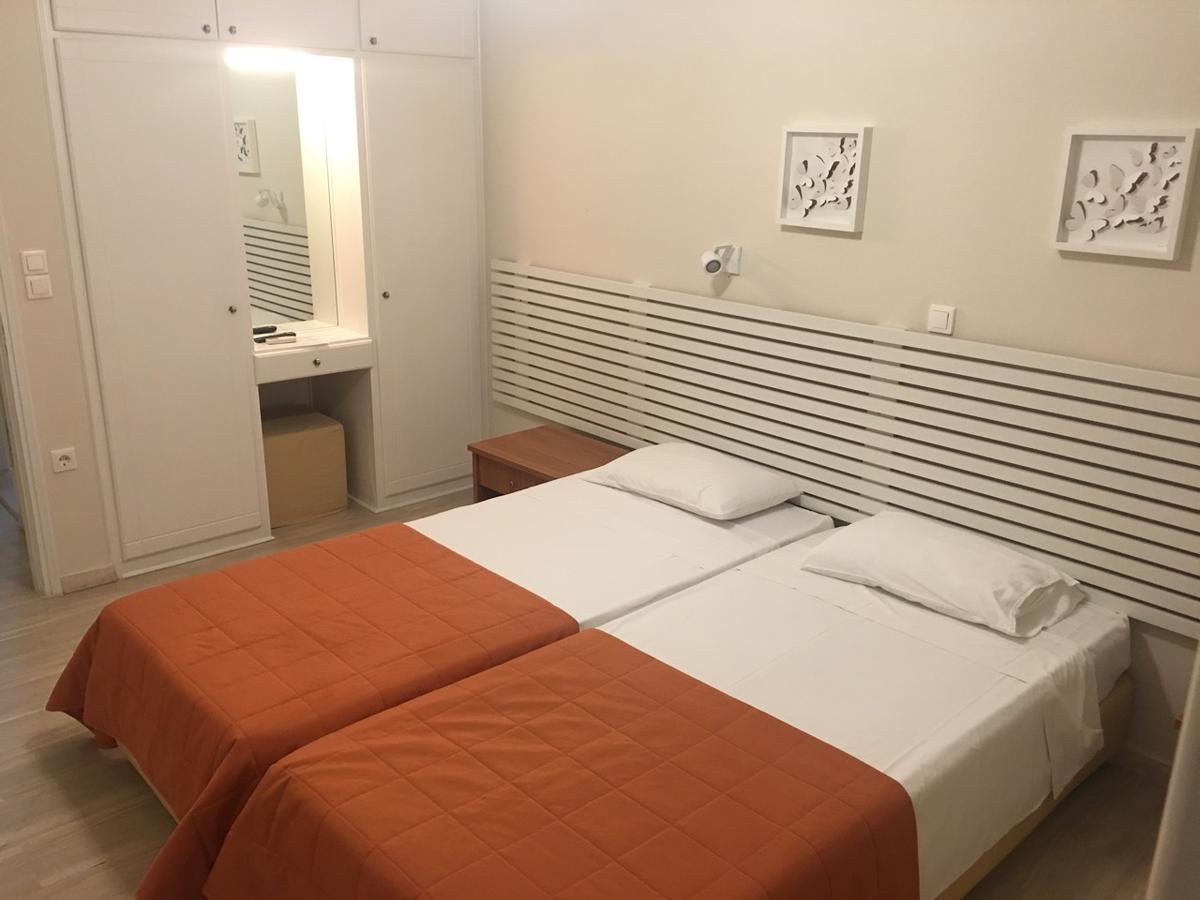 Marini Apartments Moraítika Eksteriør bilde